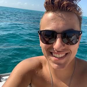 Meet your Posher, James